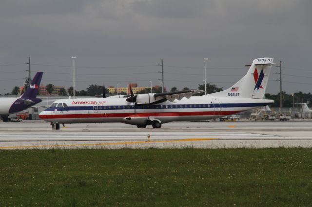 ATR ATR-72 (N451AT)