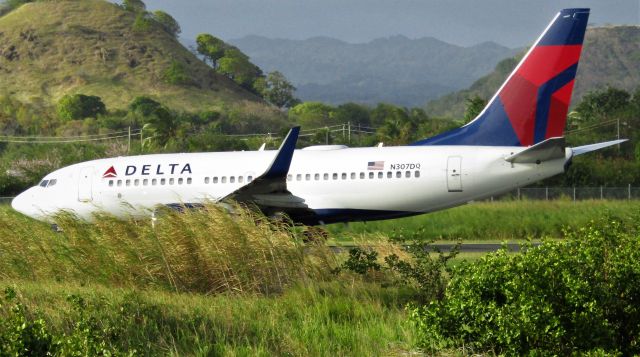 Boeing 737-700 (N307DQ)