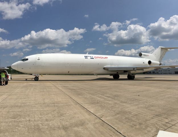 BOEING 727-200 (N281FL) - Old 727 still going strong!