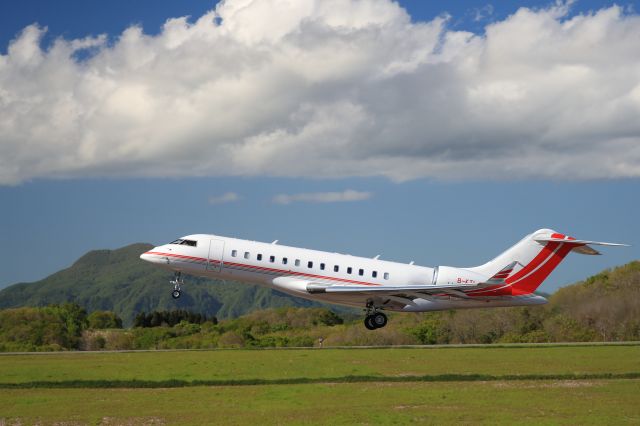 Bombardier Global Express (B-KTL) - May 26th 2018:TAG Aviation Asia,Bombardier BD-700 1A10 Global 6000