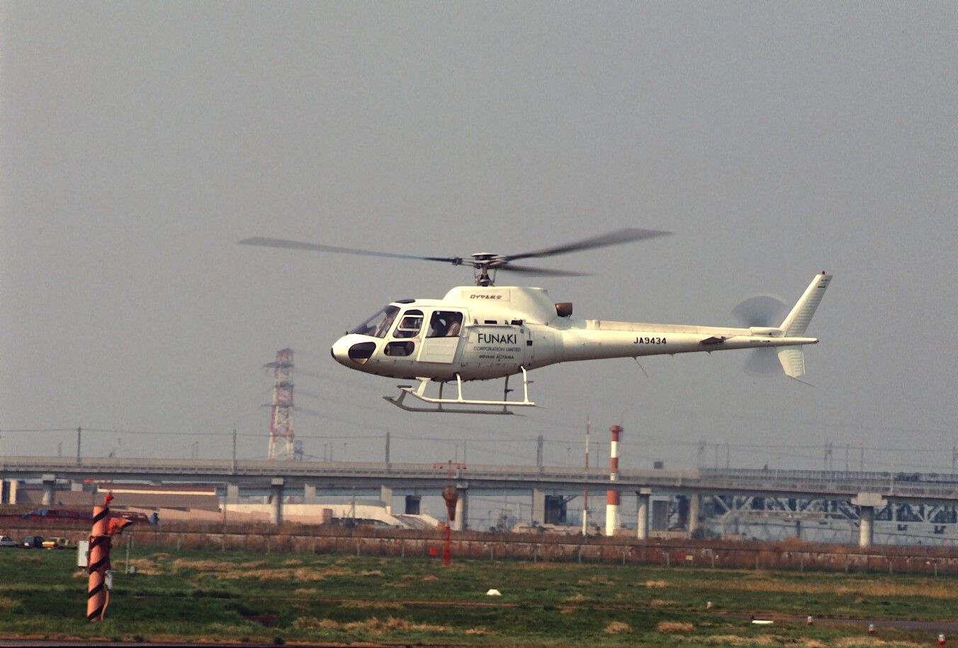 JA9434 — - at Heri Air Show on 1987/04/19