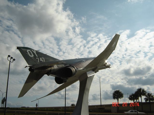 McDonnell Douglas F-4 Phantom 2 (65-0747) - McDonnell-Douglas c/n 1810 Col Joe Kittinger Park