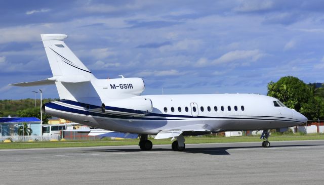 Dassault Falcon 900 (GZR614)