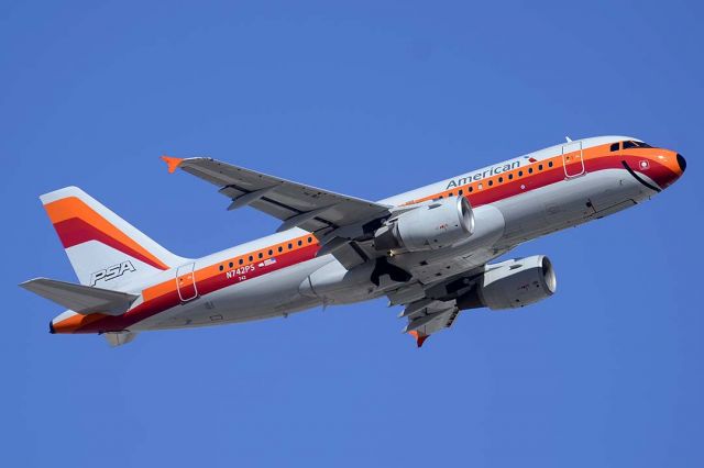 Airbus A319 (N742PS) - American Airbus A319-112 N742PS in retro PSA livery at Phoenix Sky Harbor International Airport on March 6, 2015. 