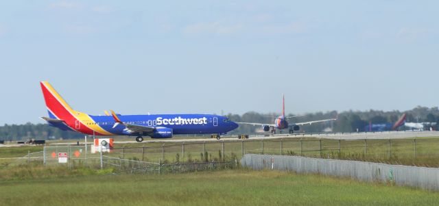 Boeing 737-800 (N8554X) - 10/08/22 Preparing to depart on Rwy 35L as another SWA 737 starts its roll