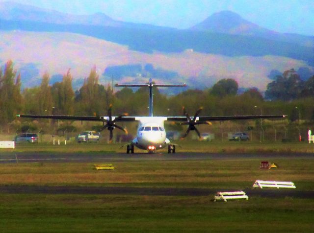 Aerospatiale ATR-72-600 (ZK-MVH) - Air New Zealand ATR 72-600 line up on runway 02/20.