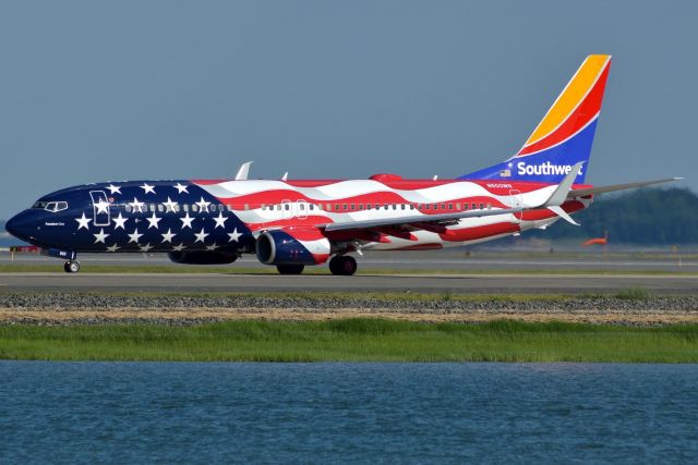 Boeing 737-800 (N500WR) - Southwest 801 Freedom One taxis to runway 22L to BWI