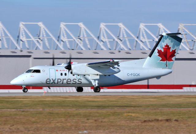 de Havilland Dash 8-100 (C-FGQK)