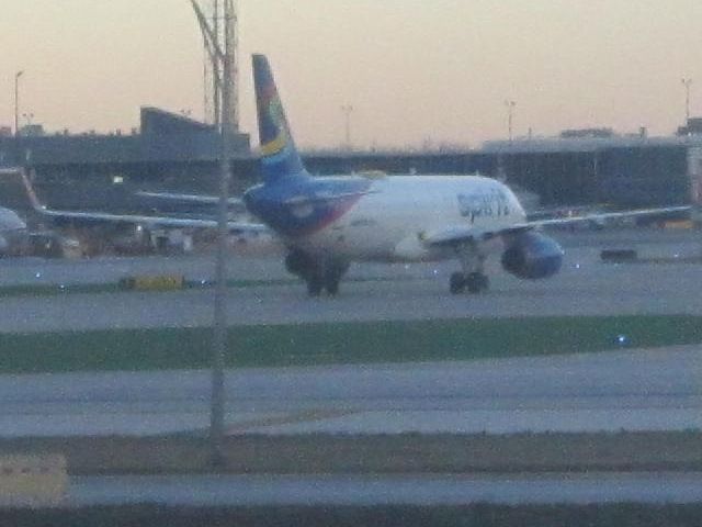 Airbus A320 — - An old livery of Spirit.