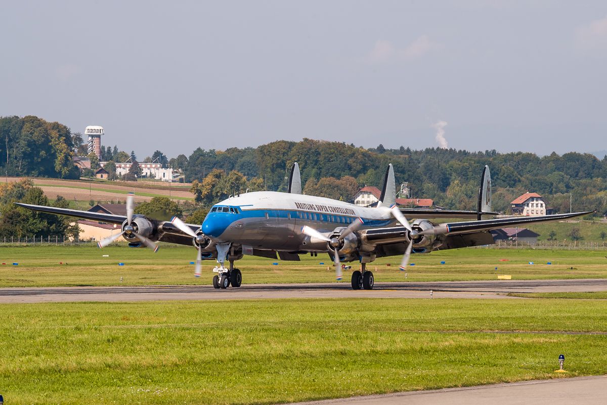 Lockheed EC-121 Constellation (HB-RSC) - Breitling Super Constellation