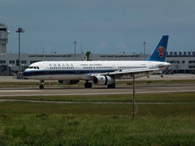 Airbus A321 (B-6659)