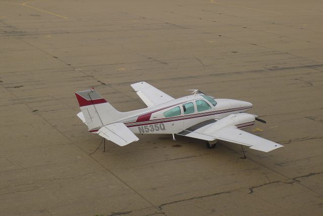 Cessna 152 (N535Q) - 1968 Beech D55