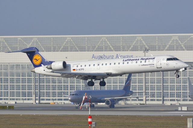 Canadair Regional Jet CRJ-700 (D-ACPO)