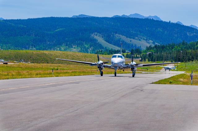 Beechcraft King Air 90 (N521LB) - 2017 Annual EAA Fly-In & Pancake Breakfastbr /Granby-Grand County Airport