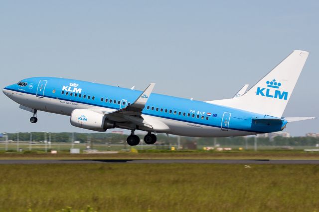 Boeing 737-700 (PH-BGF)