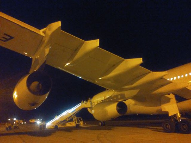 Airbus A340-300 (EC-MFB)