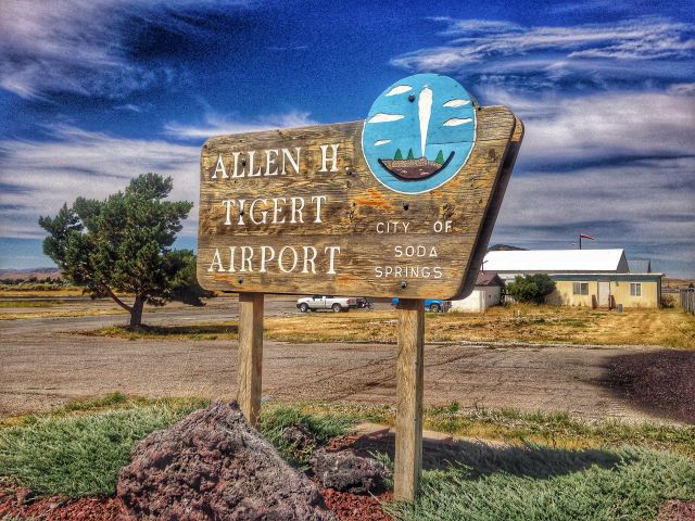 — — - N7675T - 1960 Cessna 172Abr /KU78br /Allen H Tigert Airportbr /Soda Springs