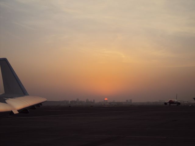 Gulfstream Aerospace Gulfstream IV (N450MB) - Sunset....!  at Dubai International Airport.