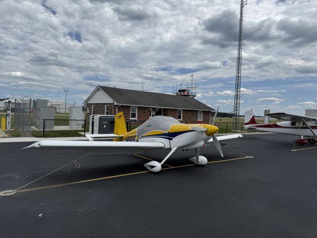 Vans RV-9 (N9883)