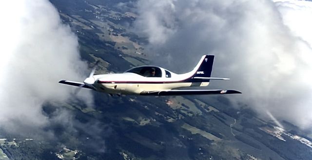 PAI Lancair 320 (N176L)