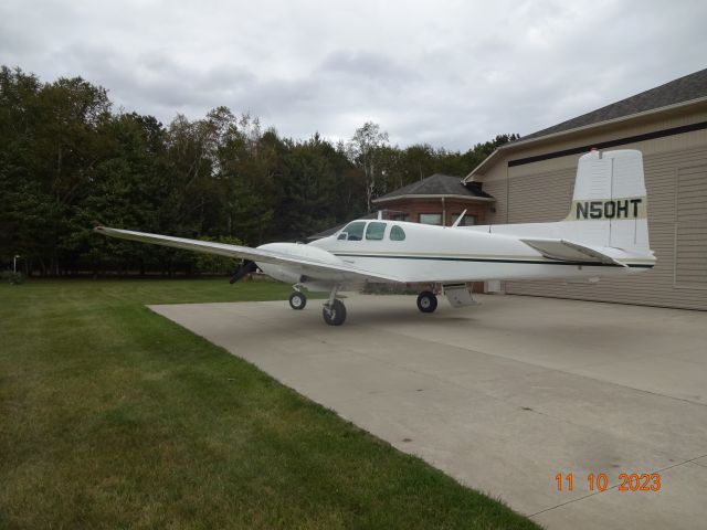 N50HT — - Beechcraft  H 50 Twin Bonanza