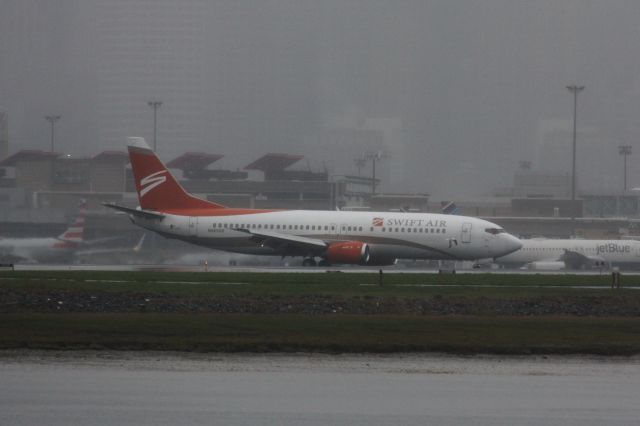 BOEING 737-400 (N441US)