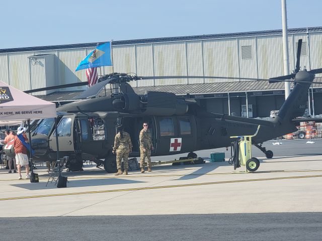 Sikorsky S-70 (8524444) - On display at Dover Air Force Base for Thunder Over Dover 2022 - U.S. Army UH-60A Blackhawk 