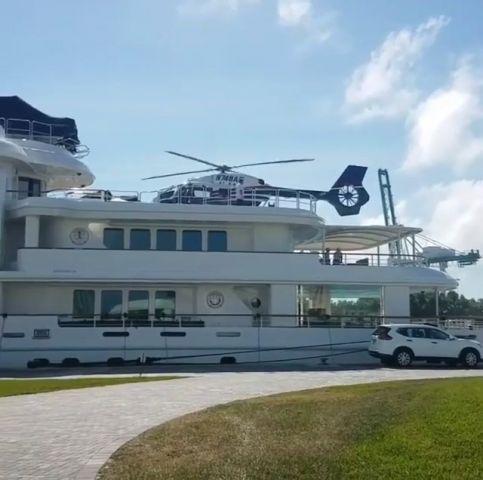 KAWASAKI EC-145 (N748AF)