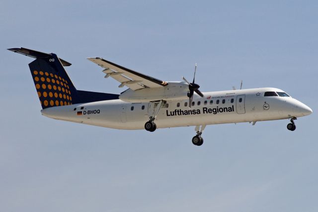 de Havilland Dash 8-300 (D-BHOQ) - "Lufthansa Regional" livery