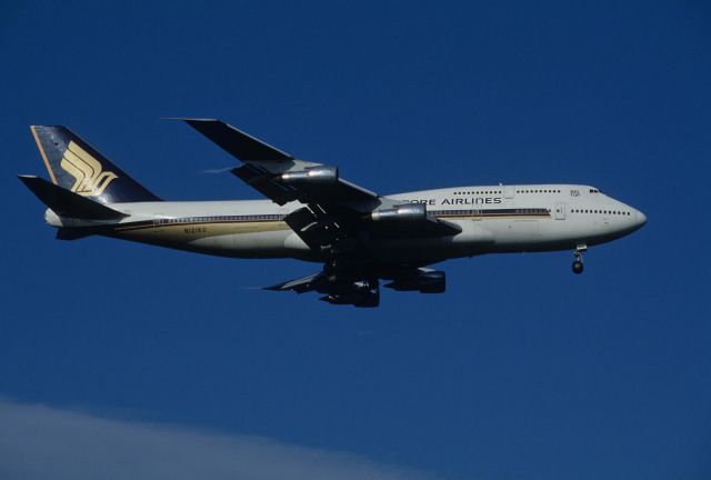 BOEING 747-300 (N123KJ) - Final Approach to Narita Intl Airport Rwy34L on 1995/07/23