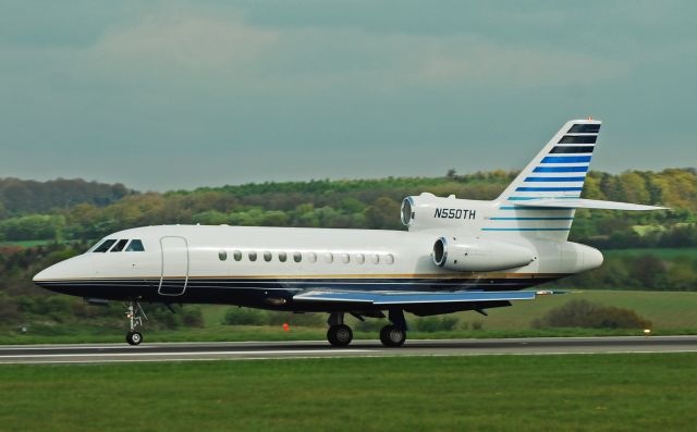 Dassault Falcon 900 (N550TH)