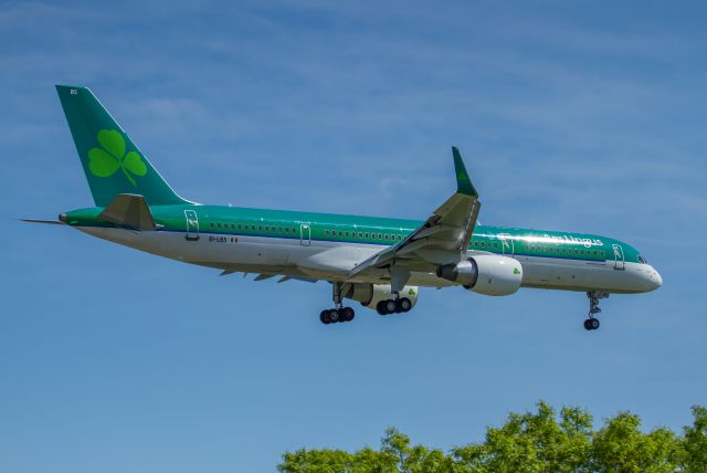 Boeing 757-200 (EI-LBS)