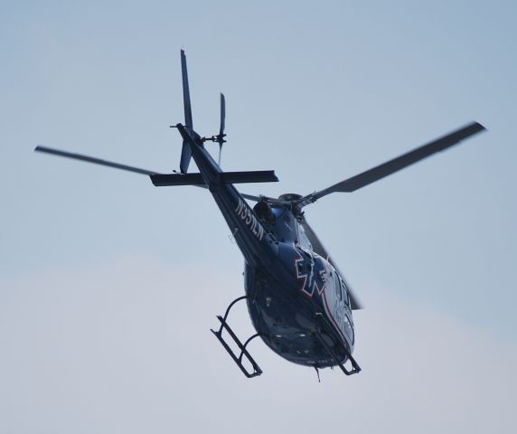 N351LN — - KEY EQUIPMENT FINANCE INC / LifeNet Air Ambulance lifting off of the rooftop pad at Carolinas Medical Center - 7/9/10