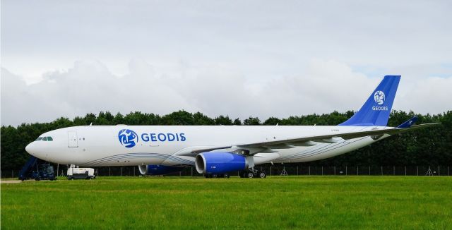Airbus A330-300 (G-EODS)