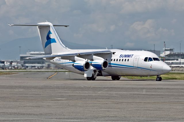 Avro Avroliner (RJ-85) (C-FLRJ)