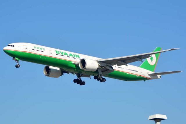 BOEING 777-300 (B-16713) - EVA Air Boeing 777-35EER B-16713 at KAX on January 19, 2015. It first flew on January 18, 2009. Its construction number is 33756. It was delivered to EVA Air on January 20, 2009. 