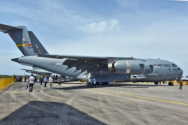 Boeing Globemaster III (04-4138)