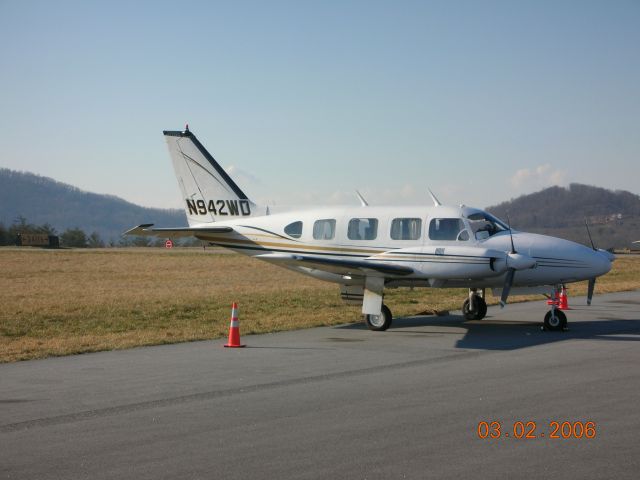 Piper Navajo (N942WD)