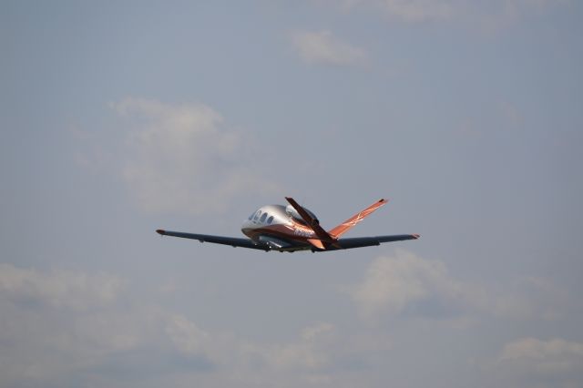 Cirrus Vision SF50 (N50GE) - On flightline