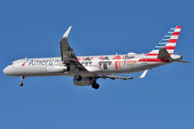 Airbus A321 (N162AA) - 23-R 11-19-22