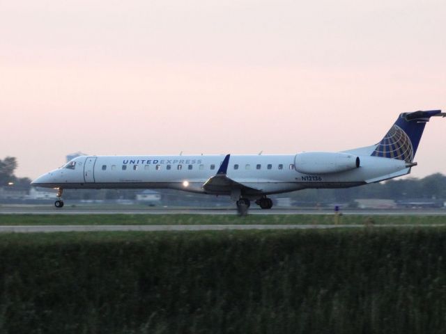 Embraer EMB-145XR (N12136)