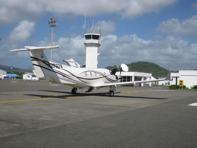 Pilatus PC-12 (N2727K)