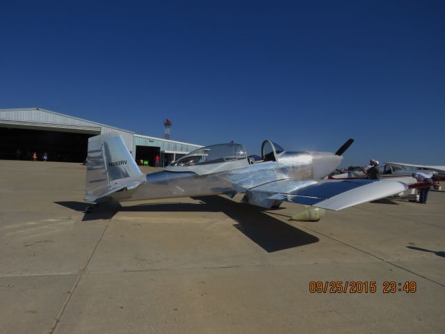 Vans RV-8 (N882RV)