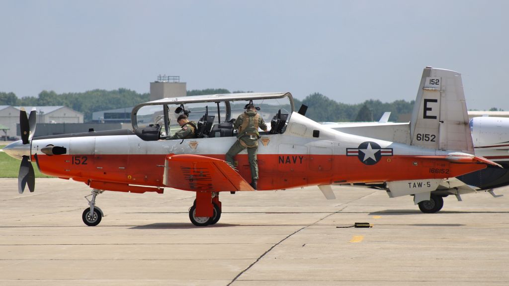 Raytheon Texan 2 (16-6152)