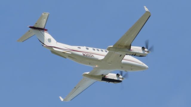 Beechcraft Super King Air 350 (N350K)