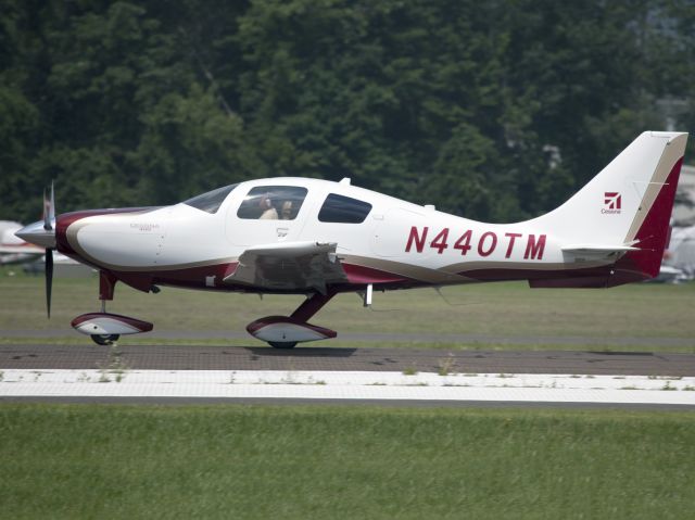 Cessna 400 (N440TM) - A very fast aircraft. Welcome to Danbury CT!