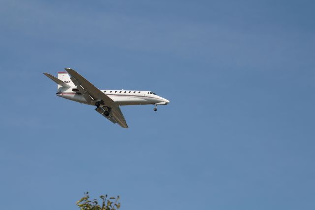 Cessna Citation Sovereign (N306QS) - Private Jet on final for 22L at Logan.