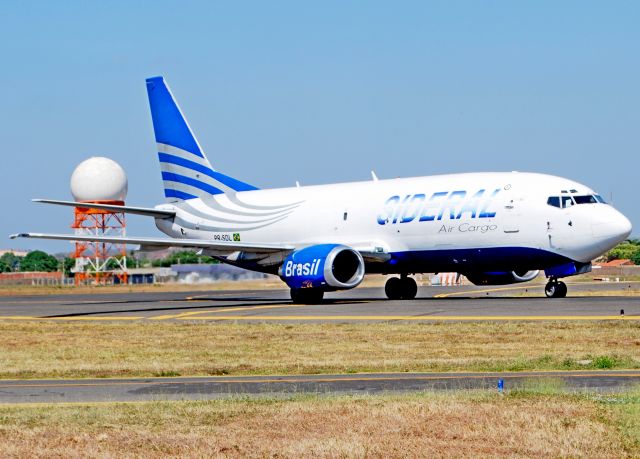 Boeing 737-700 (PR-SDL)