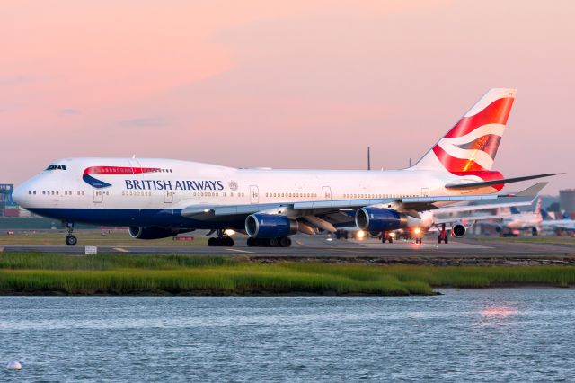 Boeing 747-400 (G-CIVX)