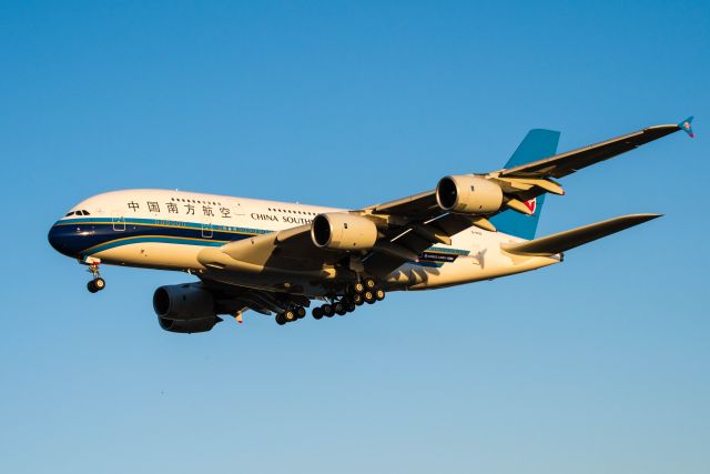 Airbus A380-800 (B-6139) - China Southern airlines A380 landed at ZBAA-18.9.22